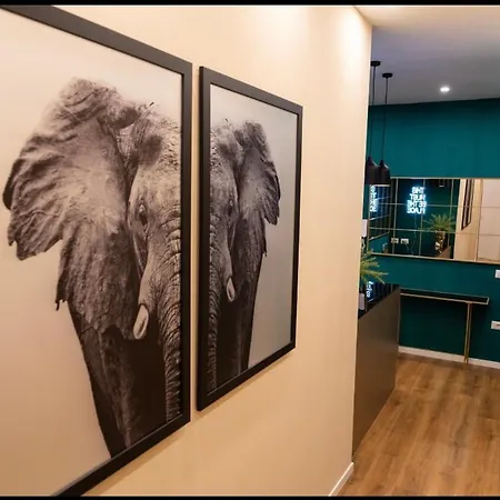 فندق مبيت وإفطار Encanto نابولي