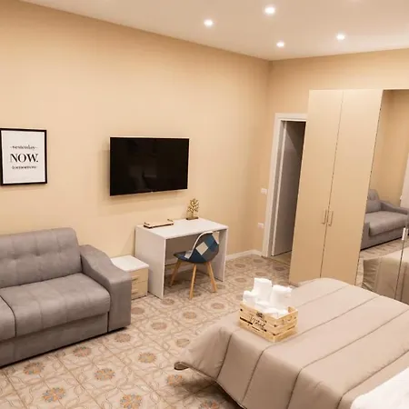 Encanto فندق مبيت وإفطار نابولي